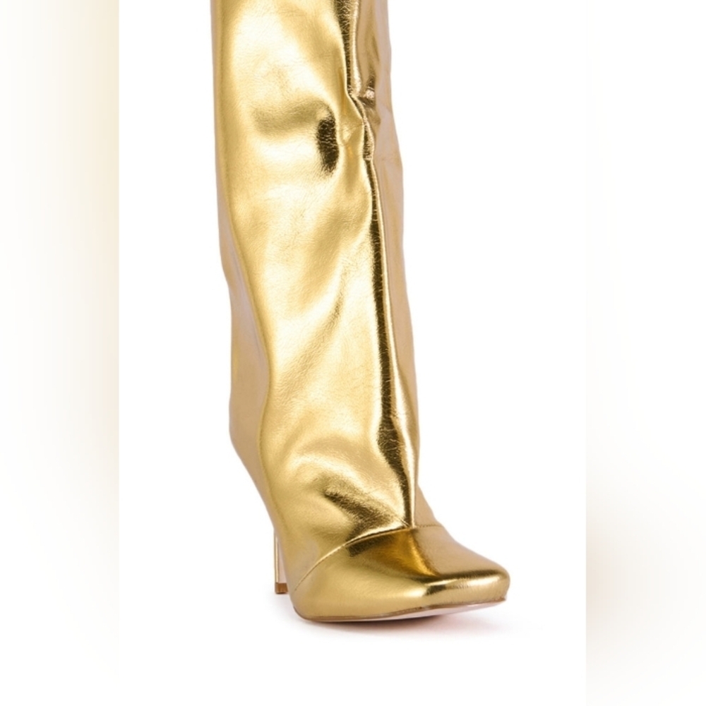 AZALEA WANG "DEVINE LUXURY" Elegant Gold Heeled Boots